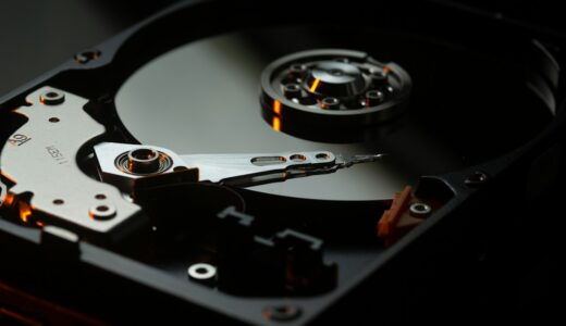 データ復旧は自分でできる？復旧ソフトと専門業者の判断基準